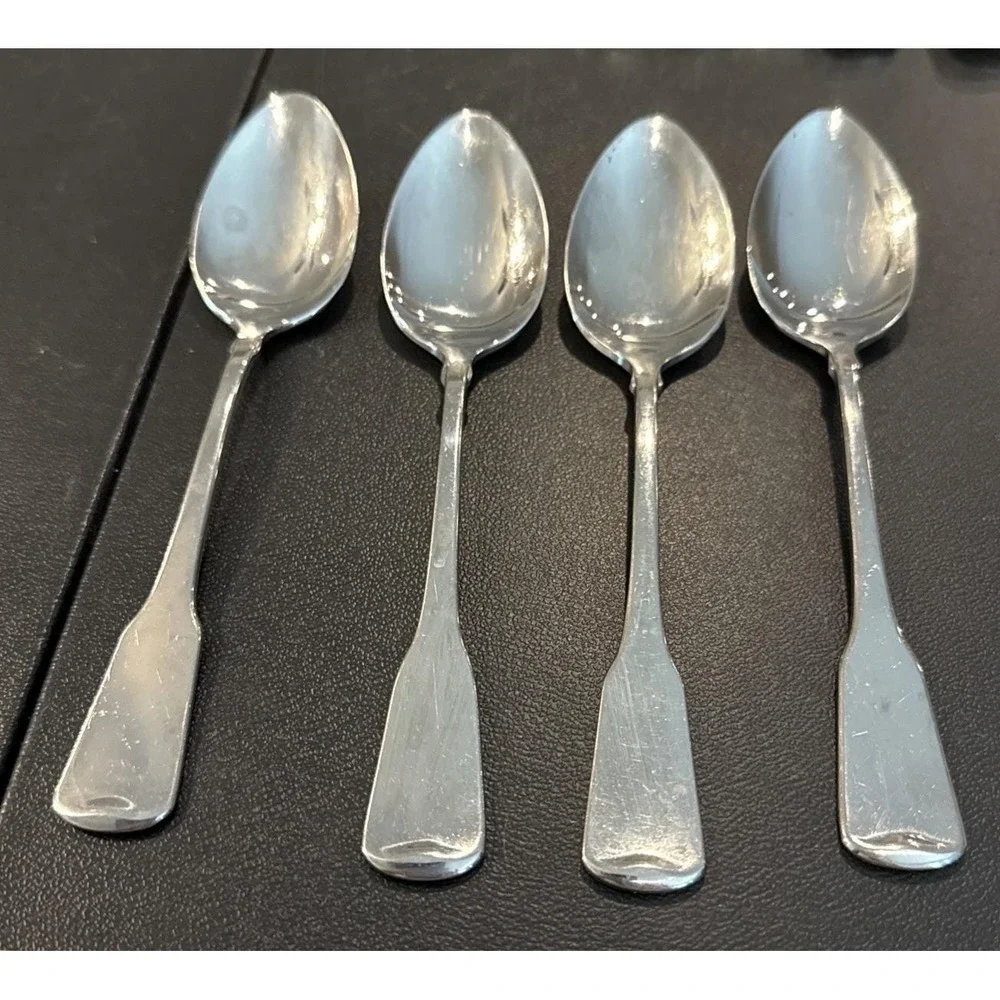 Oneida Cube Sandhurst Soup Spoon Spoons Stainless Steel Flatware Set Of 4